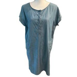 Hartford Chambray Short Sleeve Dress Button‎ Down Neckline w/Pockets Size 4